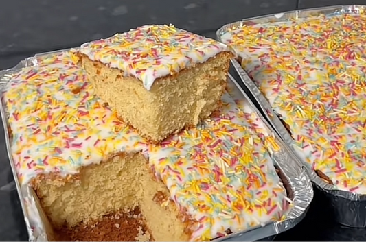 Delicious oldschool Sprinkle Cakes tray